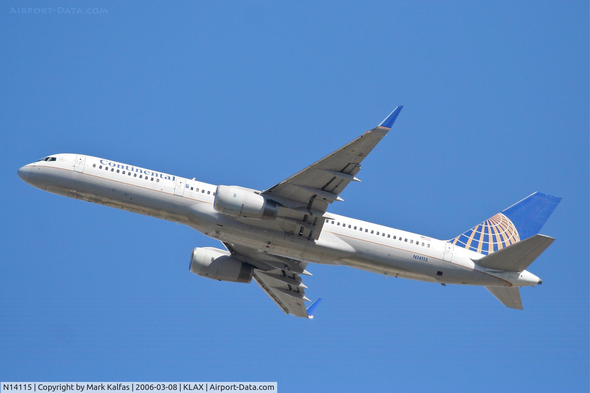 N14115, 1995 Boeing 757-224 C/N 27557, Continental 757-224, 25R departure KLAX.