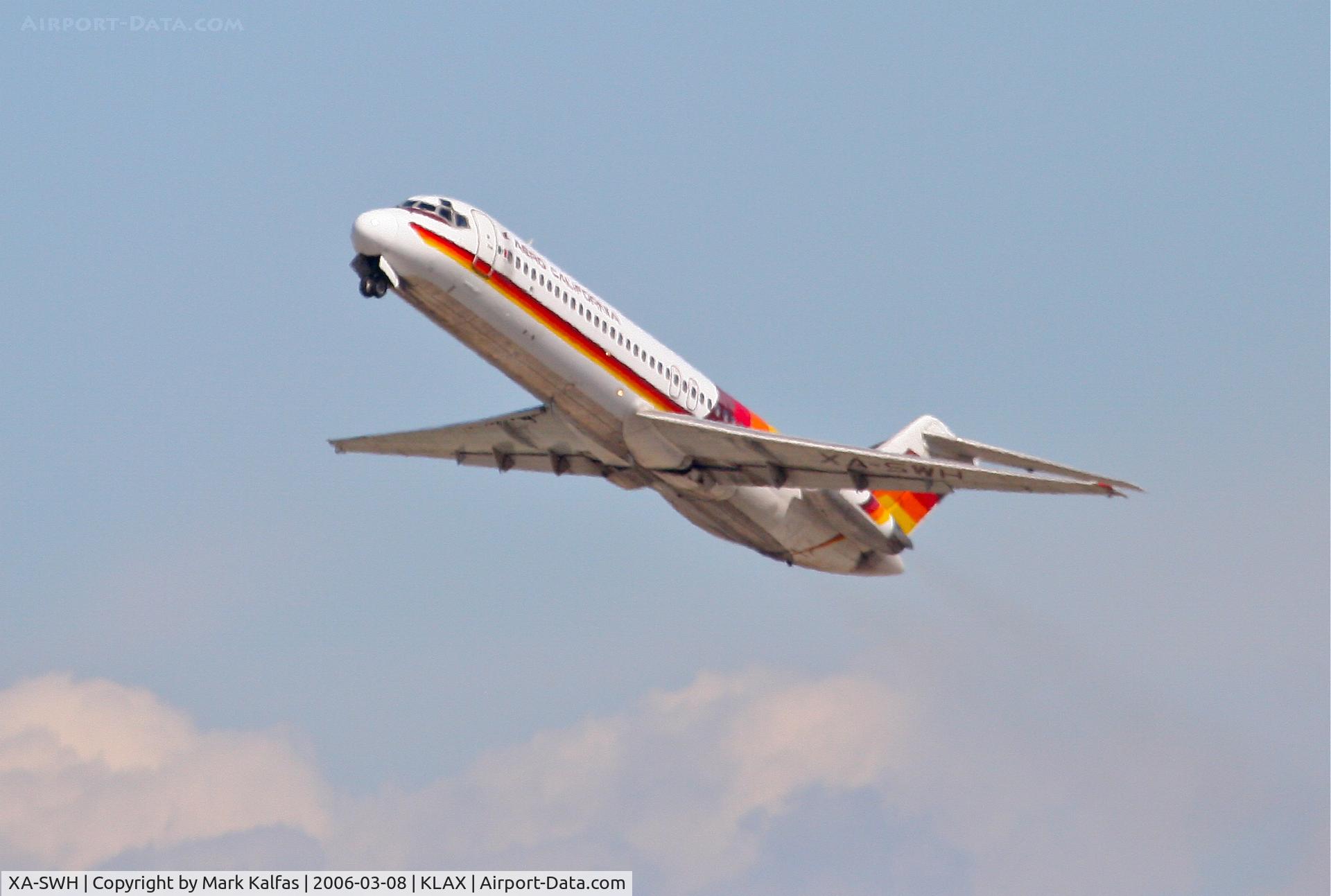XA-SWH, 1969 Douglas DC-9-32 C/N 47236, Aero California McDonnell Douglas DC-9-32 (cn 47236/450), 25R departure KLAX.