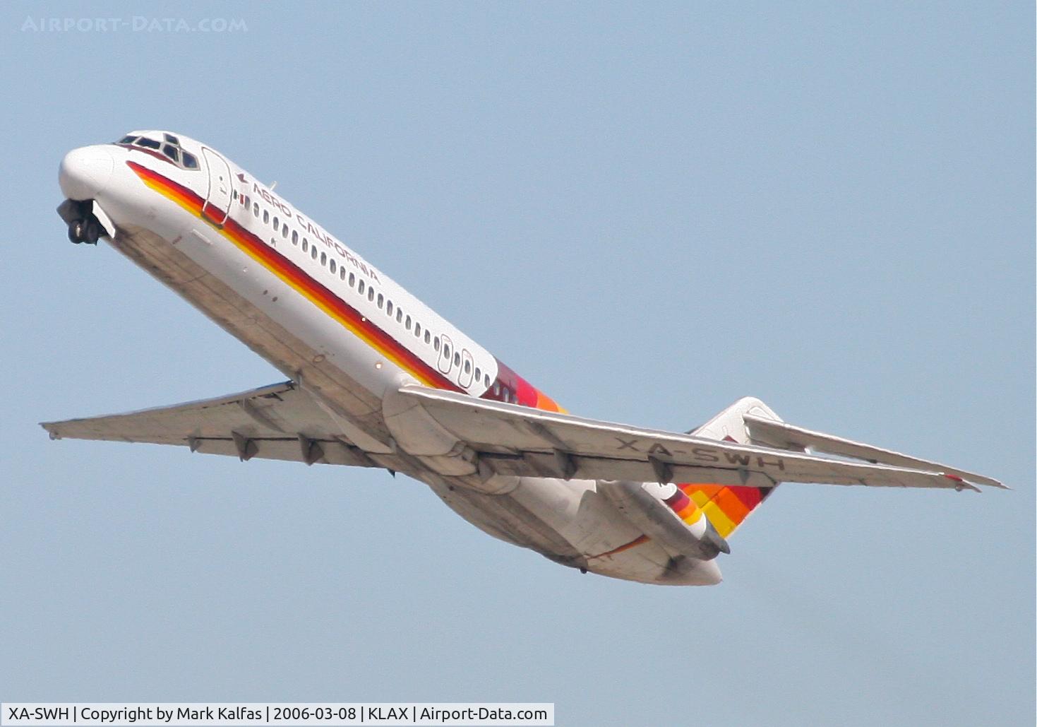 XA-SWH, 1969 Douglas DC-9-32 C/N 47236, Aero California McDonnell Douglas DC-9-32 (cn 47236/450), 25R departure KLAX.