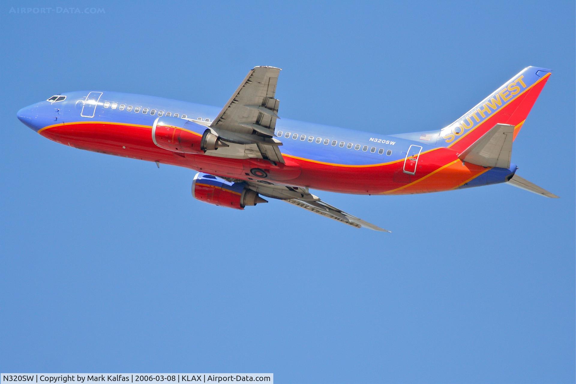 N320SW, 1987 Boeing 737-3H4 C/N 23341, Southwest Boeing 737-3H4, 25R departure KLAX.