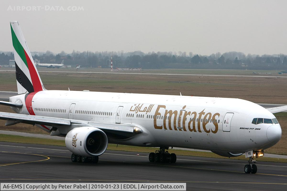 A6-EMS, 2002 Boeing 777-31H C/N 29067, DUS Trip