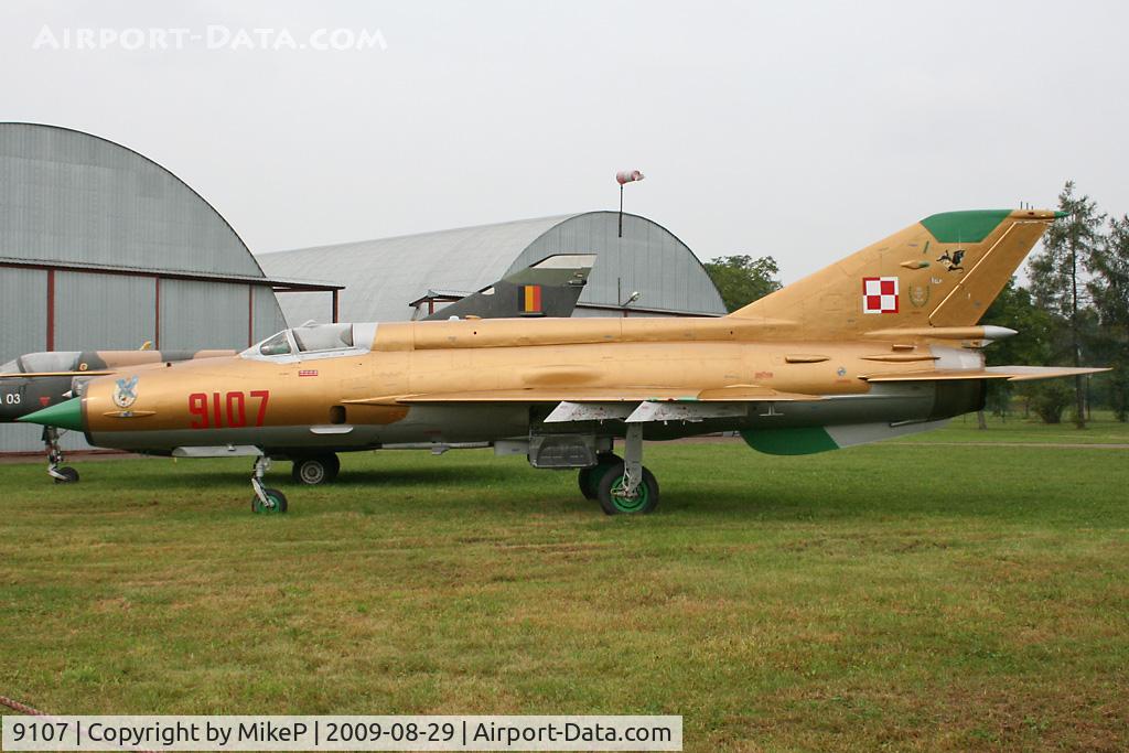 9107, Mikoyan-Gurevich MiG-21MF C/N 969107, On display at the Polish Aviation Museum in Krakow.