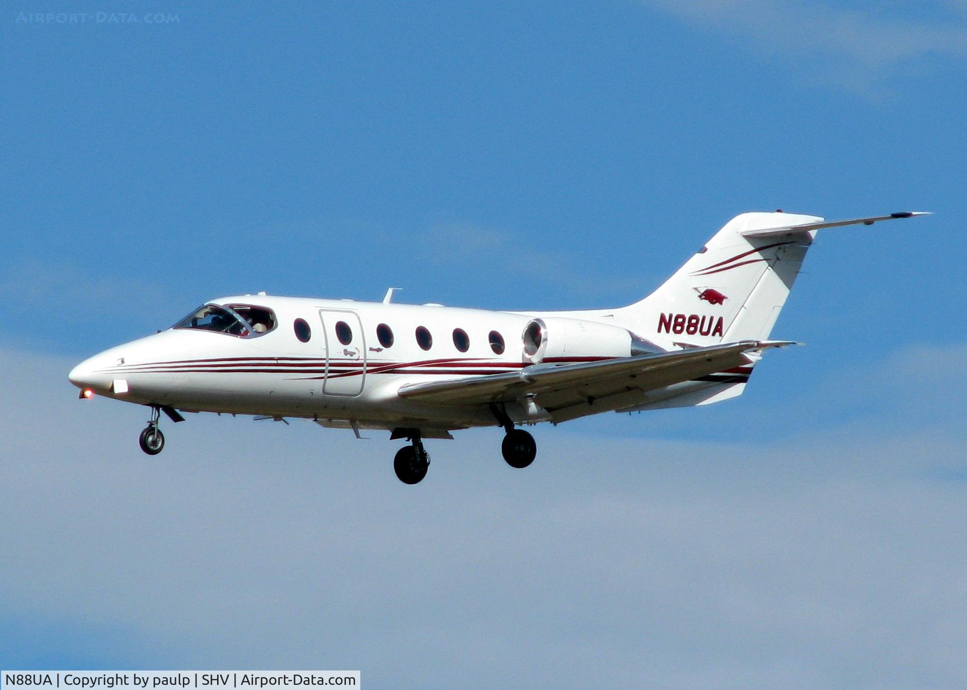 N88UA, 1988 Beech 400 Beechjet C/N RJ-49, Landing on 23 at Shreveport Regional.