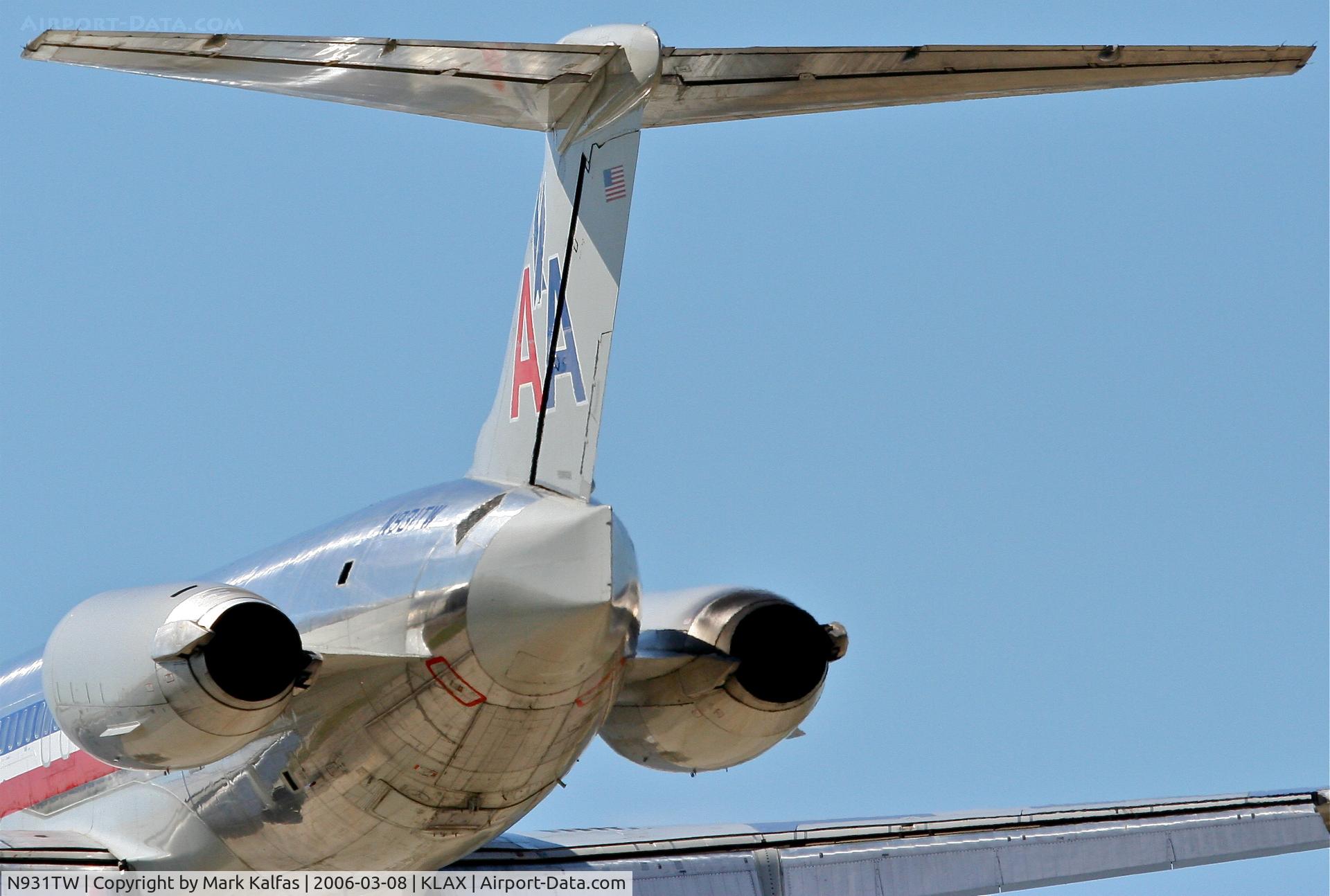 N931TW, 1987 McDonnell Douglas MD-83 (DC-9-83) C/N 49527, American Airlines Mcdonnell Douglas DC-9-83(MD-83), short final 25R KLAX.