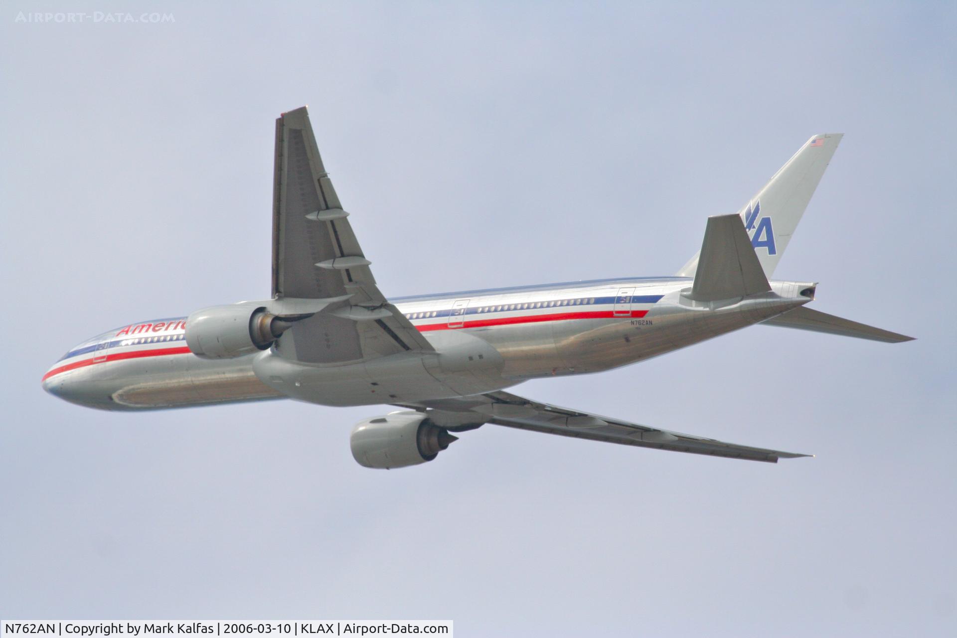 N762AN, 2002 Boeing 777-223 C/N 31479, American Airlines Boeing 777-223, 25R departure KLAX.