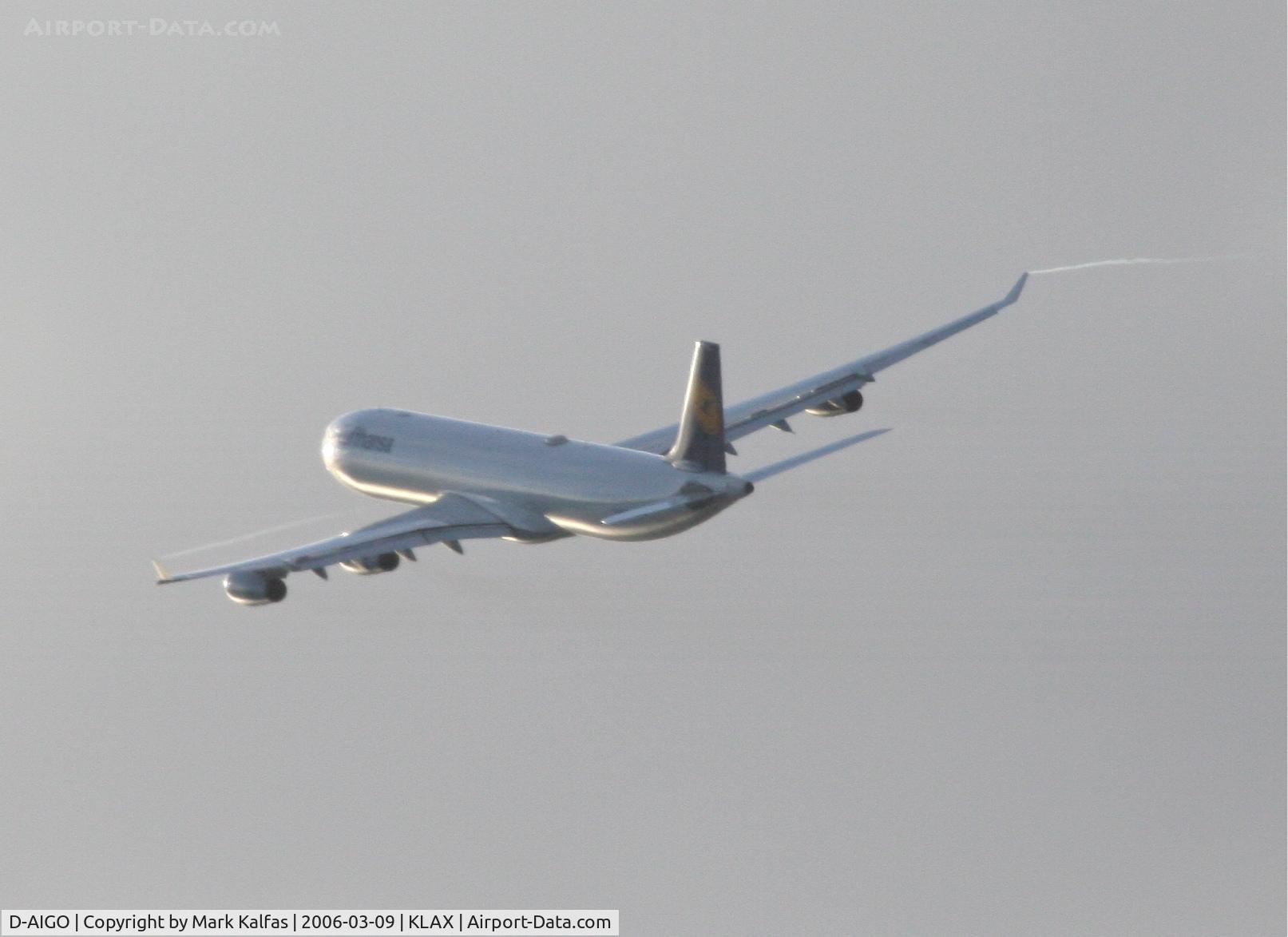 D-AIGO, 1998 Airbus A340-313X C/N 233, Lufthansa Airbus A340-313, 25R departure KLAX.
