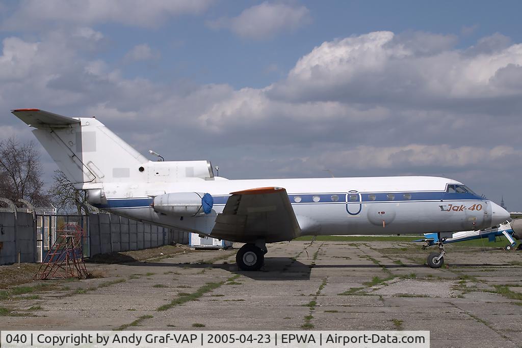 040, Yakovlev Yak-40 C/N 9541643, Polish Air Force Y40