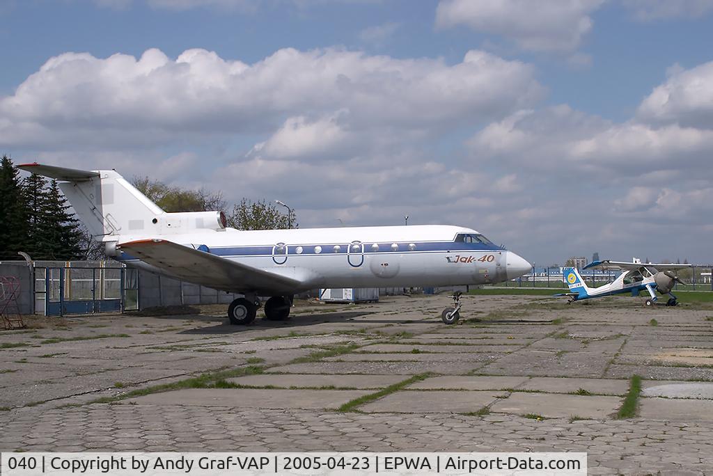 040, Yakovlev Yak-40 C/N 9541643, Polish Air Force Y40