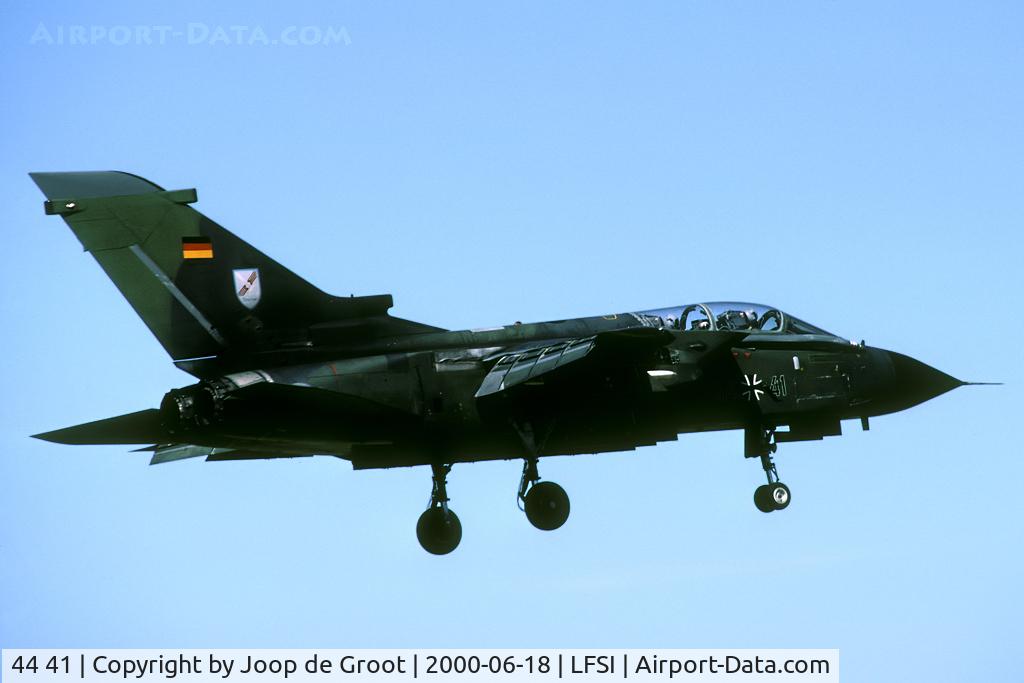 44 41, Panavia Tornado IDS C/N 359/GS098/4141, During the 2000 open house photographing from the outside was far better than on the base. The whole flying display was ours...