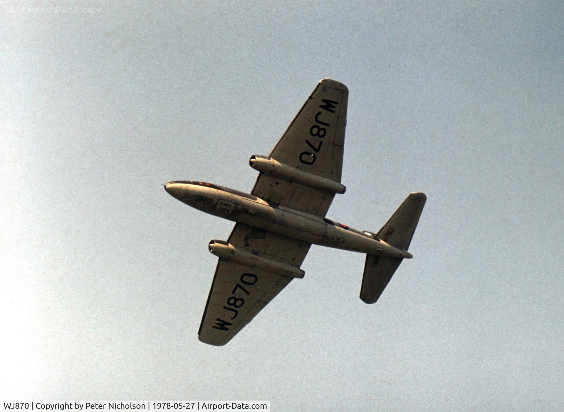 WJ870, 1954 English Electric Canberra T.4 C/N Not found WJ870, Another view of the 231 Operational Conversion Unit Canberra T.4 at the 1978 Bassingbourn Airshow.