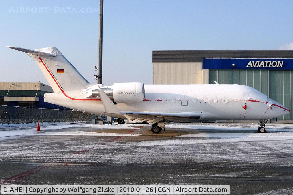 D-AHEI, 2000 Bombardier Challenger 604 (CL-600-2B16) C/N 5463, visitor