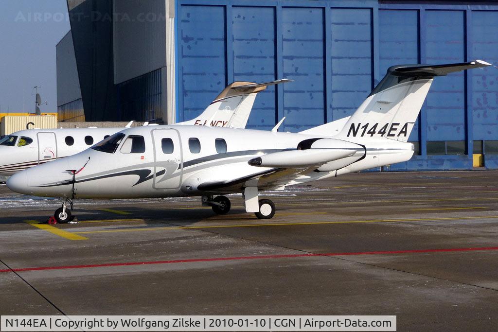 N144EA, 2008 Eclipse Aviation Corp EA500 C/N 000246, visitor