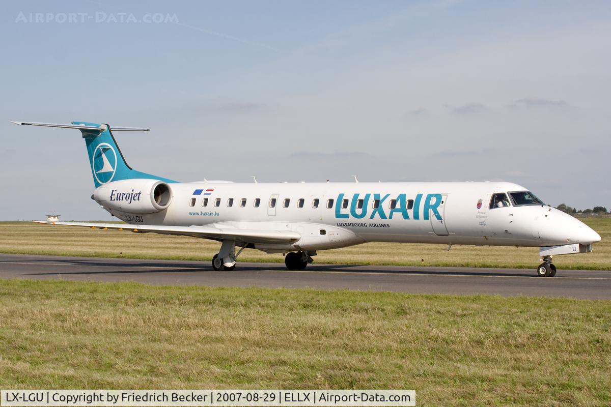 LX-LGU, 1998 Embraer EMB-145EP (ERJ-145EP) C/N 145084, taxying to the active