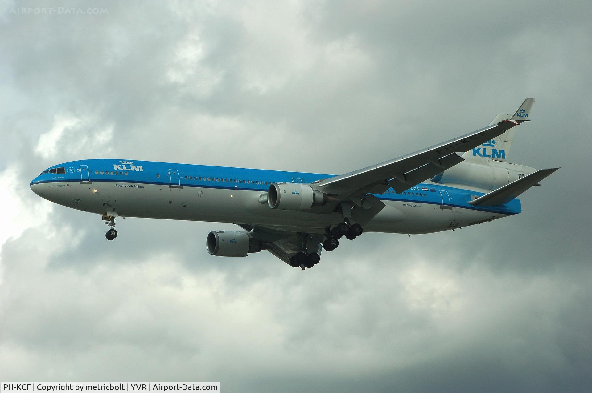 PH-KCF, 1994 McDonnell Douglas MD-11 C/N 48560, Landing at YVR