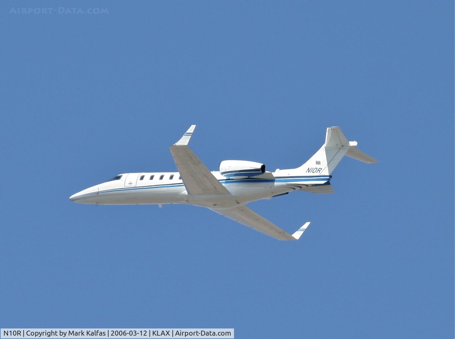 N10R, Learjet Inc 45 C/N 042, Learjet 45, 25L departure KLAX.