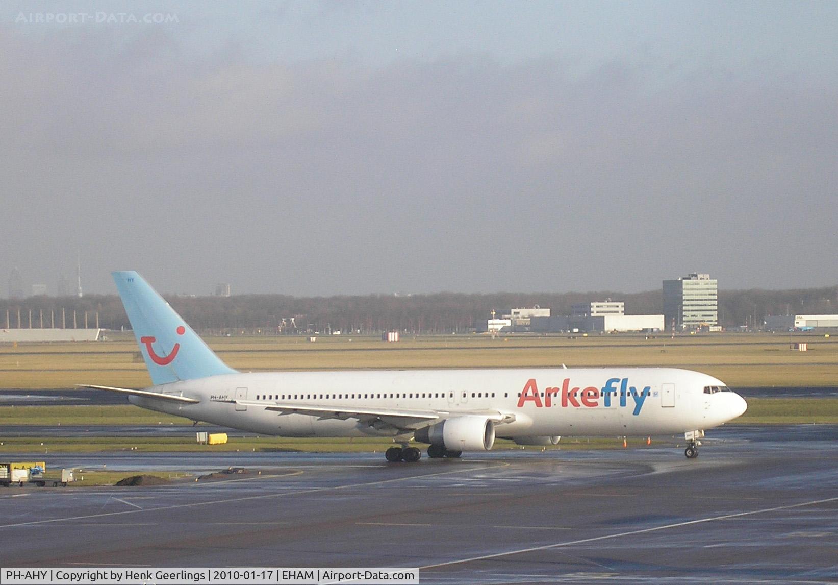 PH-AHY, 1990 Boeing 767-383/ER C/N 24848, Arkefly , Schiphol