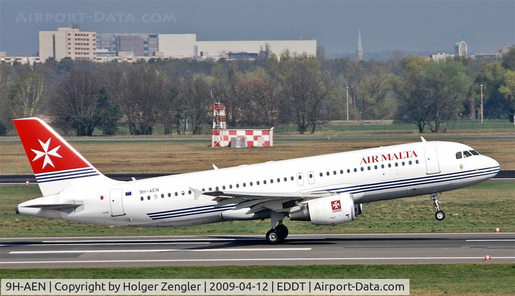 9H-AEN, 2005 Airbus A320-214 C/N 2665, Direction Luqa Airport, Malta