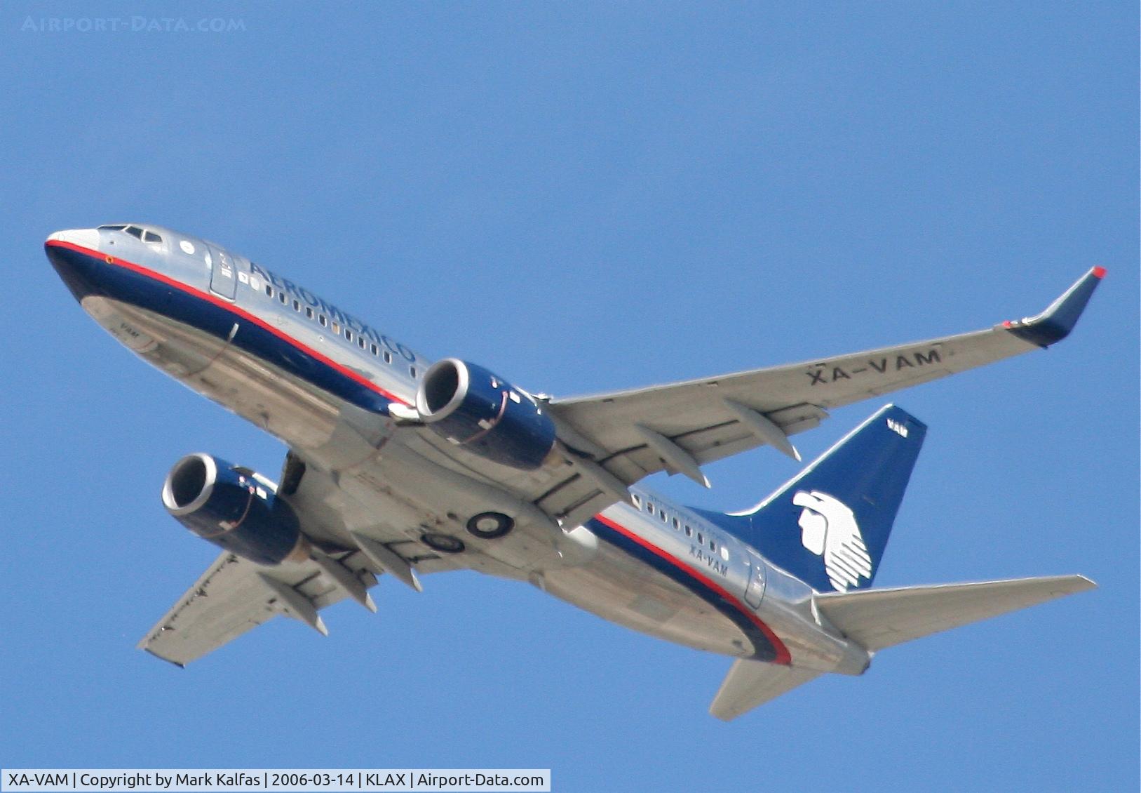 XA-VAM, 2005 Boeing 737-752 C/N 34295, AeroMexico Boeing 737-752, 25R departure KLAX.