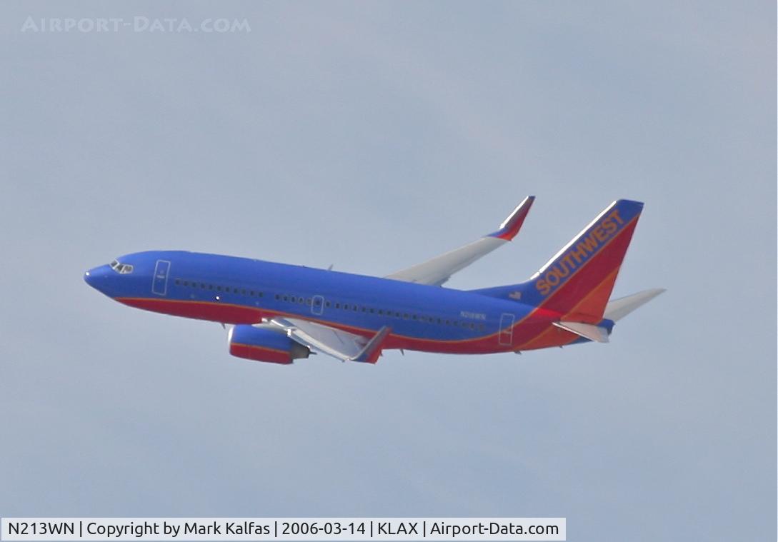 N213WN, 2005 Boeing 737-7H4 C/N 34217, Southwest Boeing 737-7H4, 24L transition departure KLAX.
