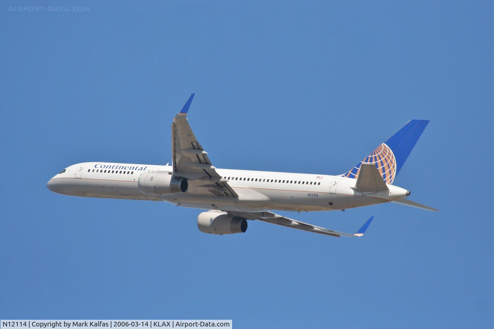 N12114, 1995 Boeing 757-224 C/N 27556, Continental 757-224, 25R departure KLAX.