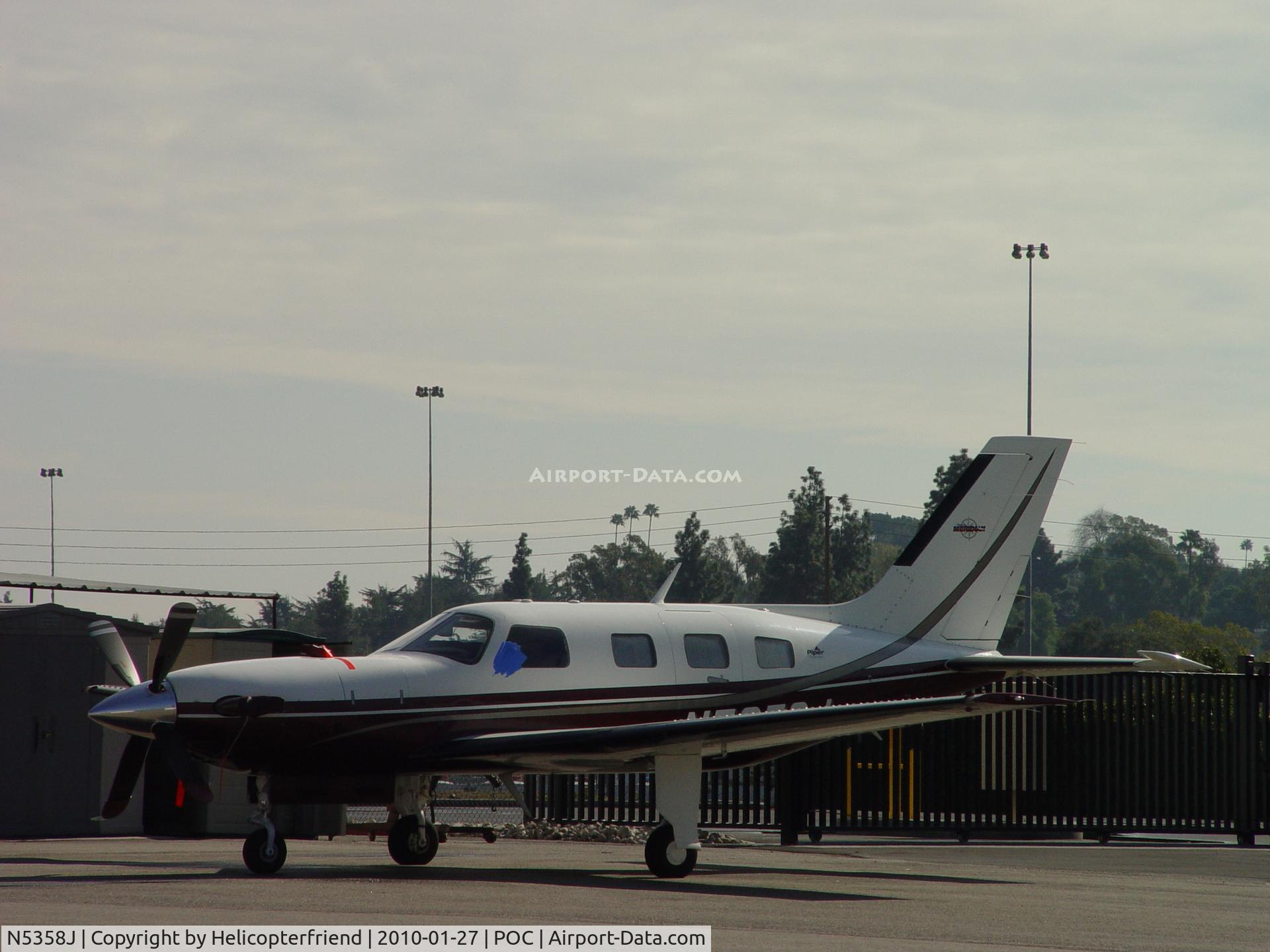 N5358J, 2002 Piper PA-46-500TP C/N 4697140, Parked at Howard Aviation