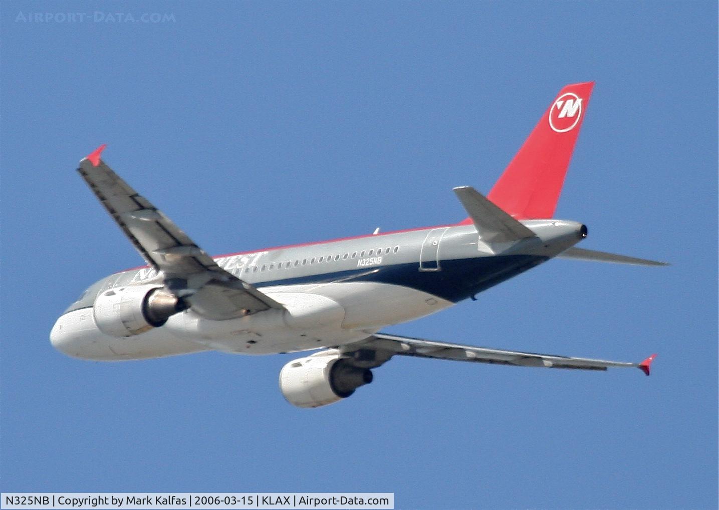 N325NB, 2001 Airbus A319-114 C/N 1483, Northwest Airlines A319-114, 25R departure KLAX.