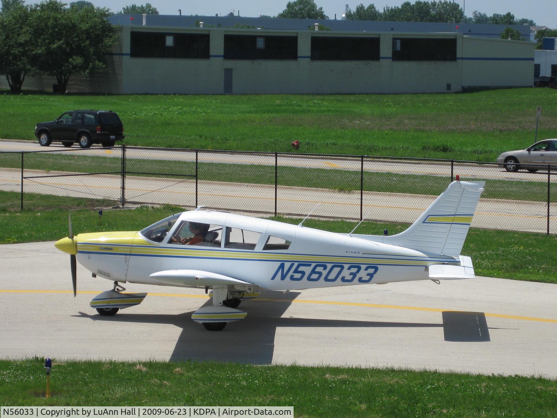 N56033, 1973 Piper PA-28-235 Cherokee C/N 287310168, Taxiing for takeoff.
