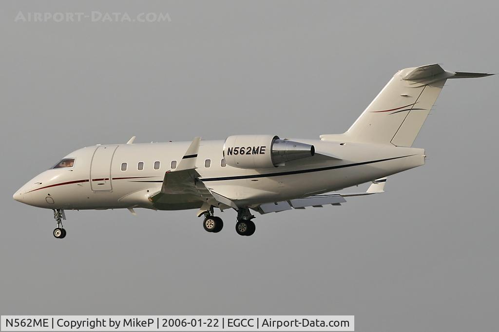 N562ME, 2003 Bombardier Challenger 604 (CL-600-2B16) C/N 5562, Short final to Manchester.