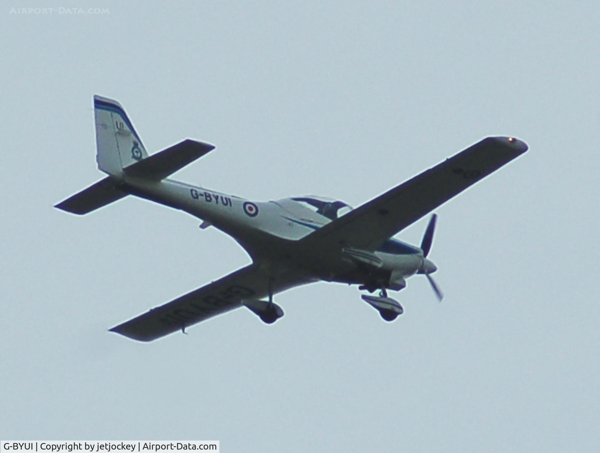G-BYUI, 1999 Grob G-115E Tutor T1 C/N 82094/E, Over the house