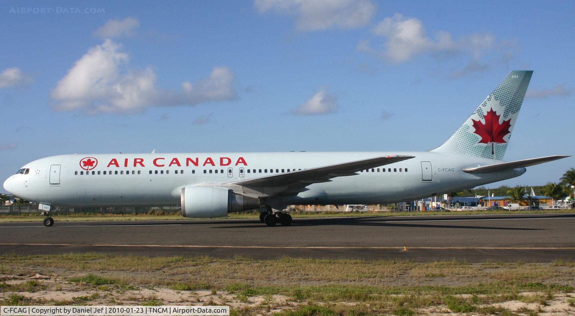 C-FCAG, 1988 Boeing 767-375/ER C/N 24085, Air Canada C-FCAG back tracking the active runway for parking at the gates