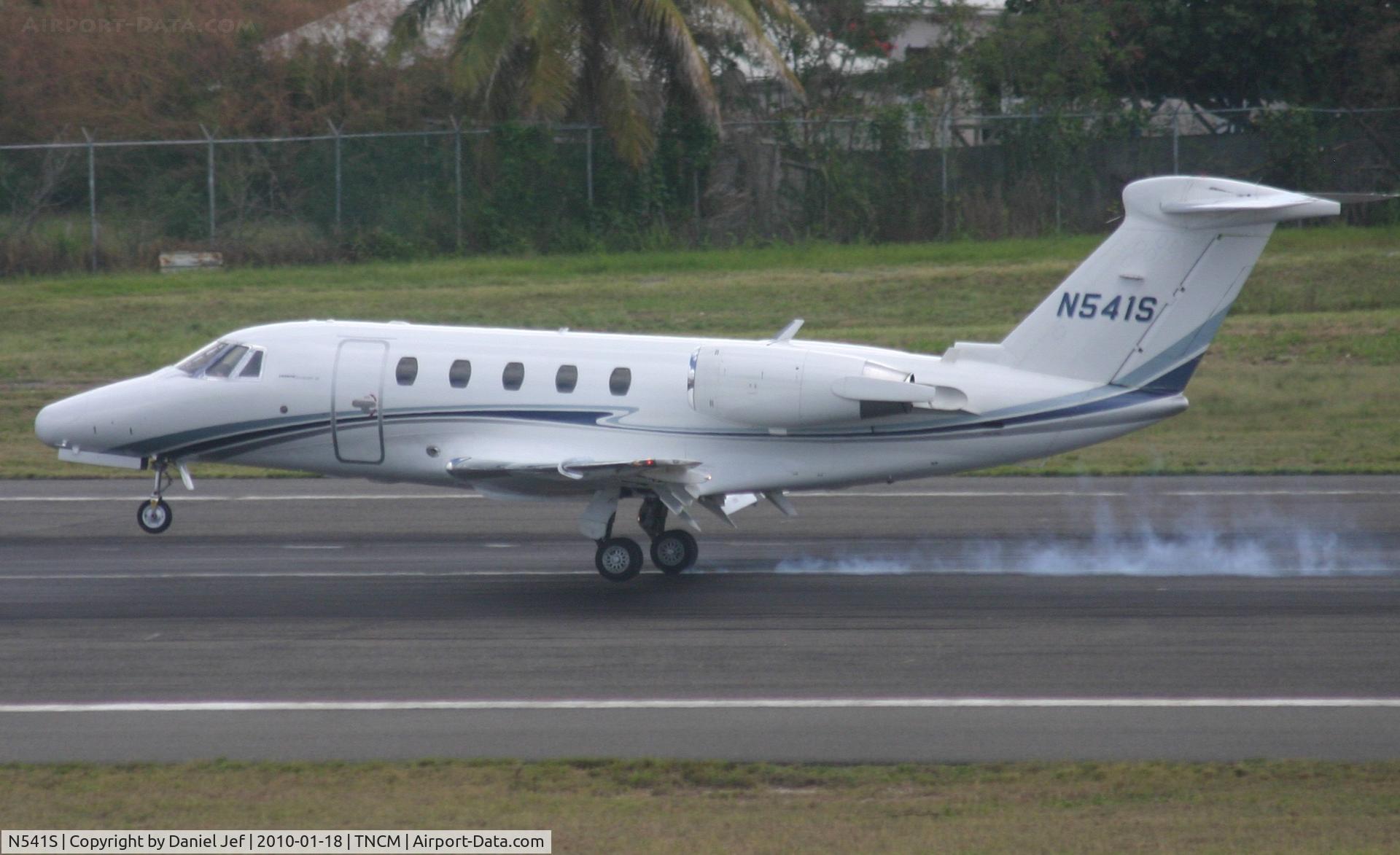 N541S, 1986 Cessna 650 Citation III C/N 650-0115, N541S landing at TNCM