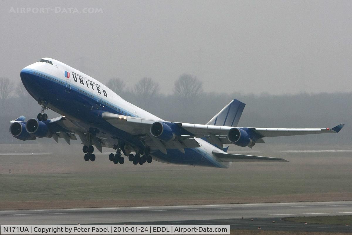 N171UA, 1989 Boeing 747-422 C/N 24322, DUS Trip