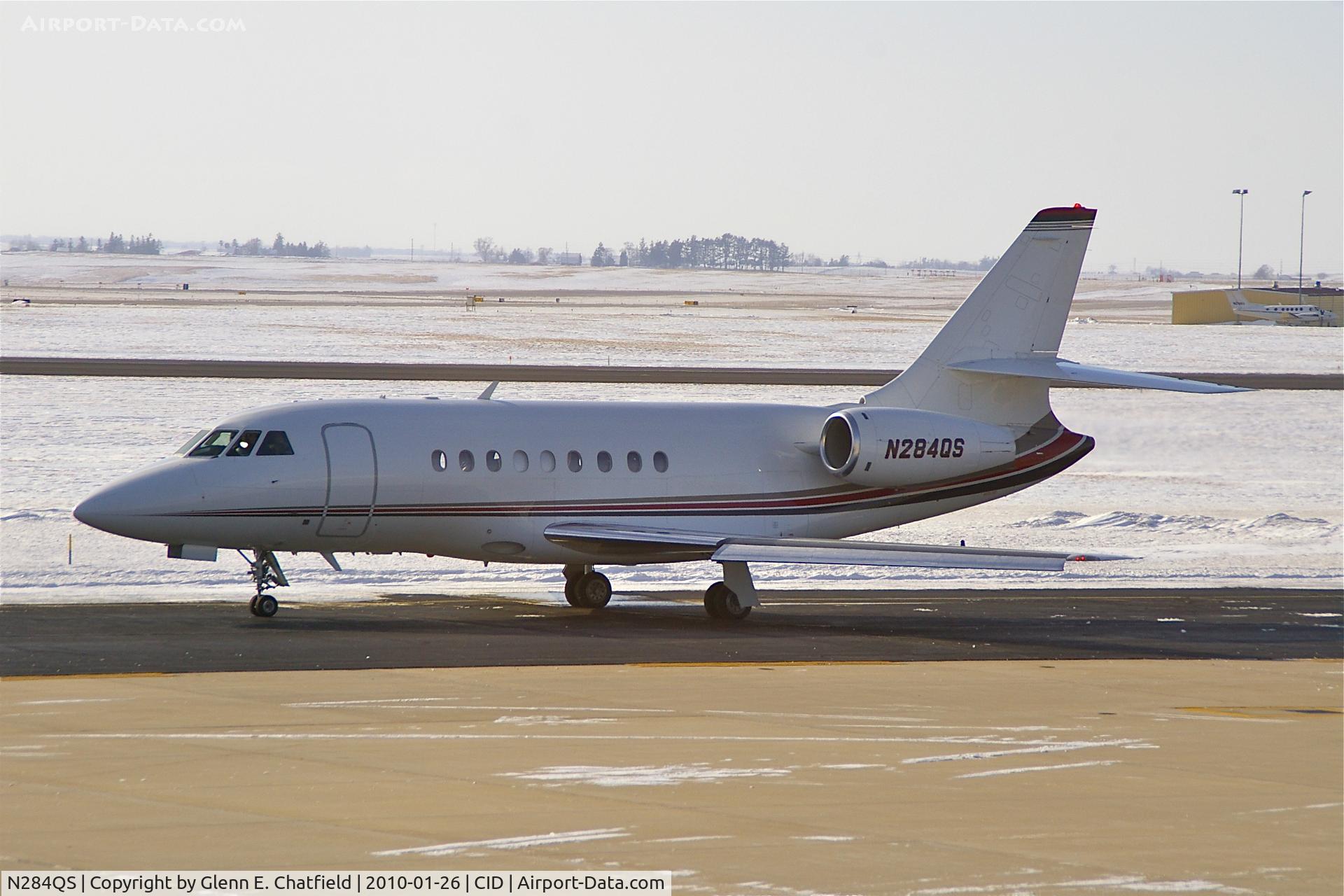 N284QS, 2002 Dassault Falcon 2000 C/N 185, Taxiing to Landmark