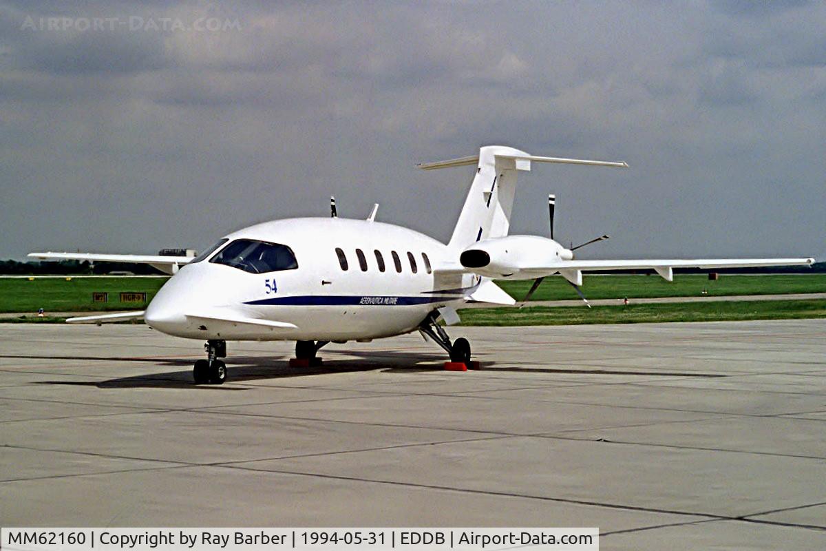 MM62160, Piaggio P-180AM Avanti C/N 1024, Piaggio P-180AM Avanti [1024] Berlin_Schonefeld~D 31/05/1994. Seen at the Berlin Air Show Schonefeld Germany 1994.