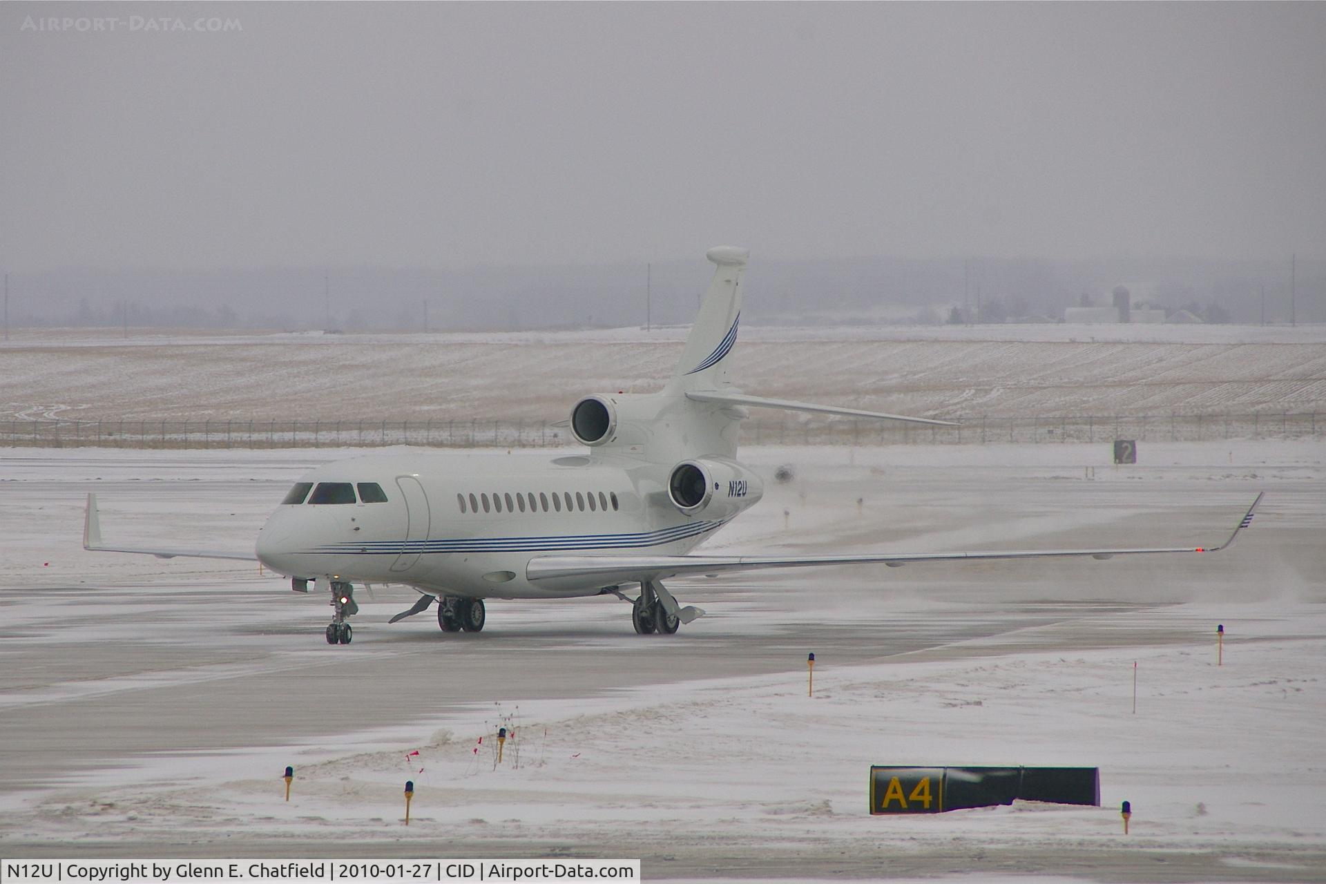 N12U, 2008 Dassault Falcon 7X C/N 53, Taxiing on Alpha 4 to Landmark