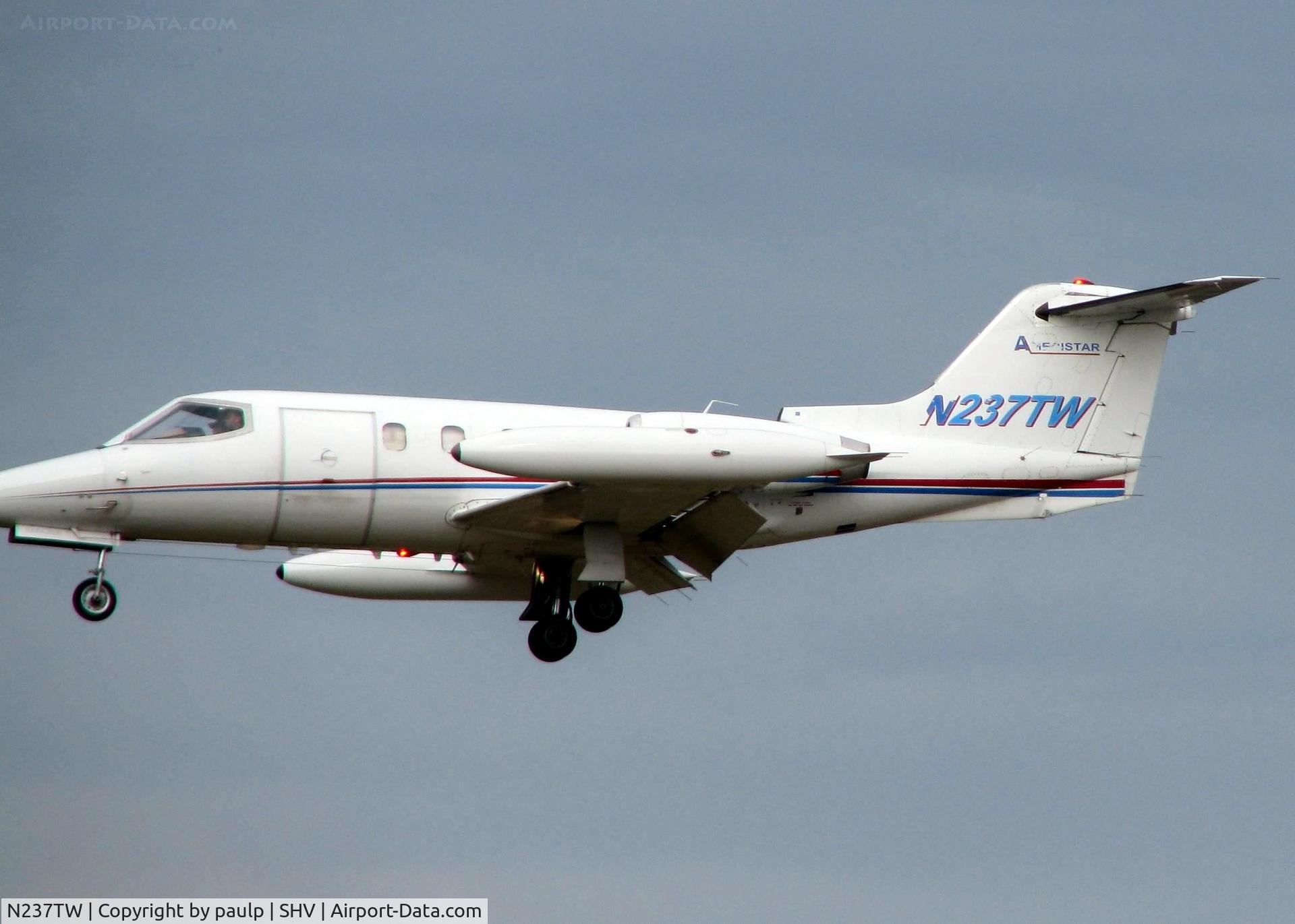N237TW, 1970 Learjet 24D C/N 237, Landing on 23 at Shreveport Regional.