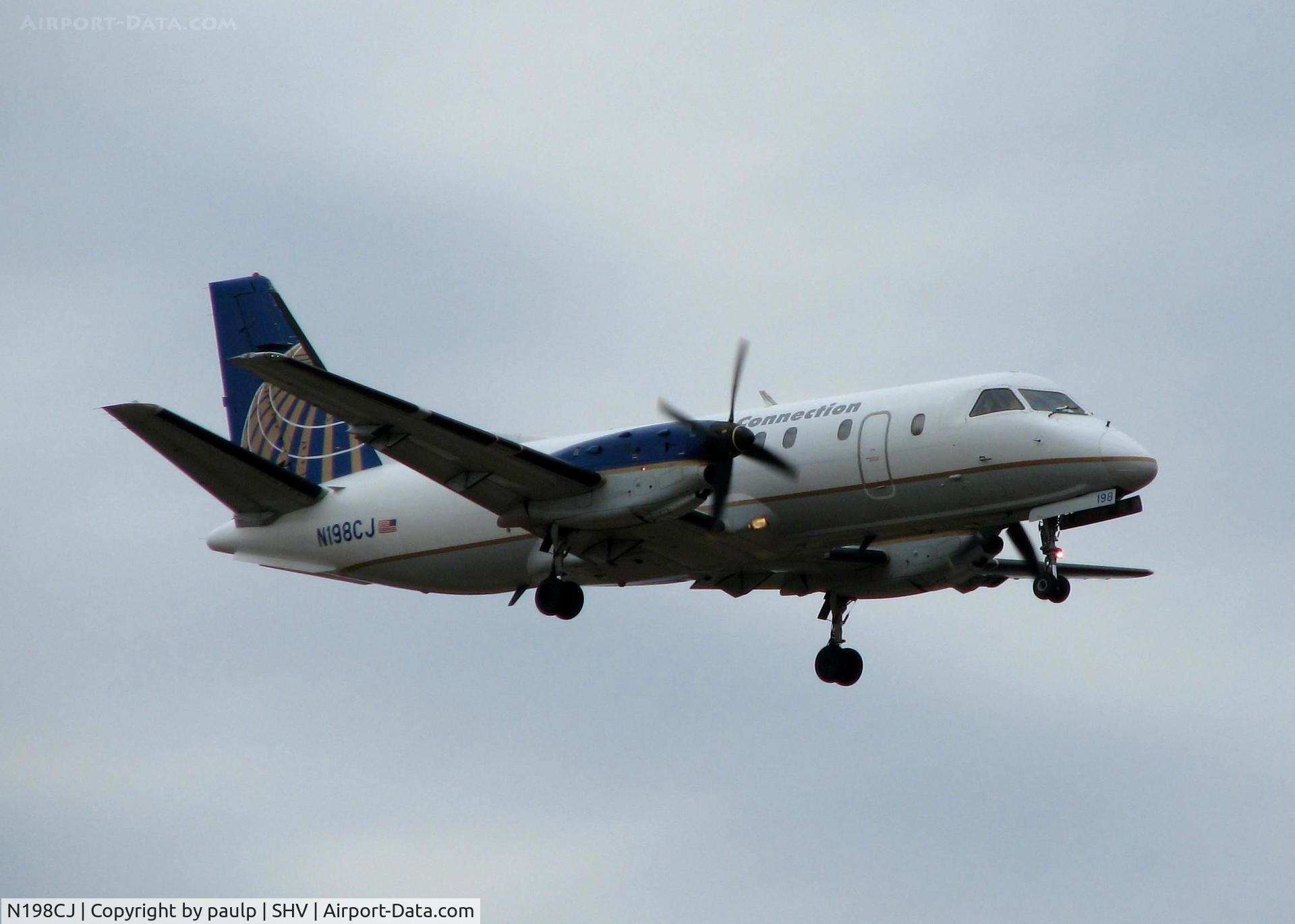 N198CJ, 1990 Saab 340B C/N 340B-198, Landing on 23 at Shreveport Regional.
