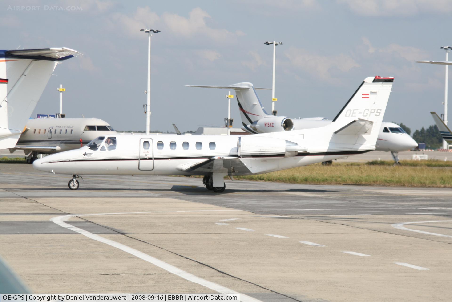 OE-GPS, 1998 Cessna 550 Citation Bravo C/N 550-0837, Taxiing to park on G.A. apron