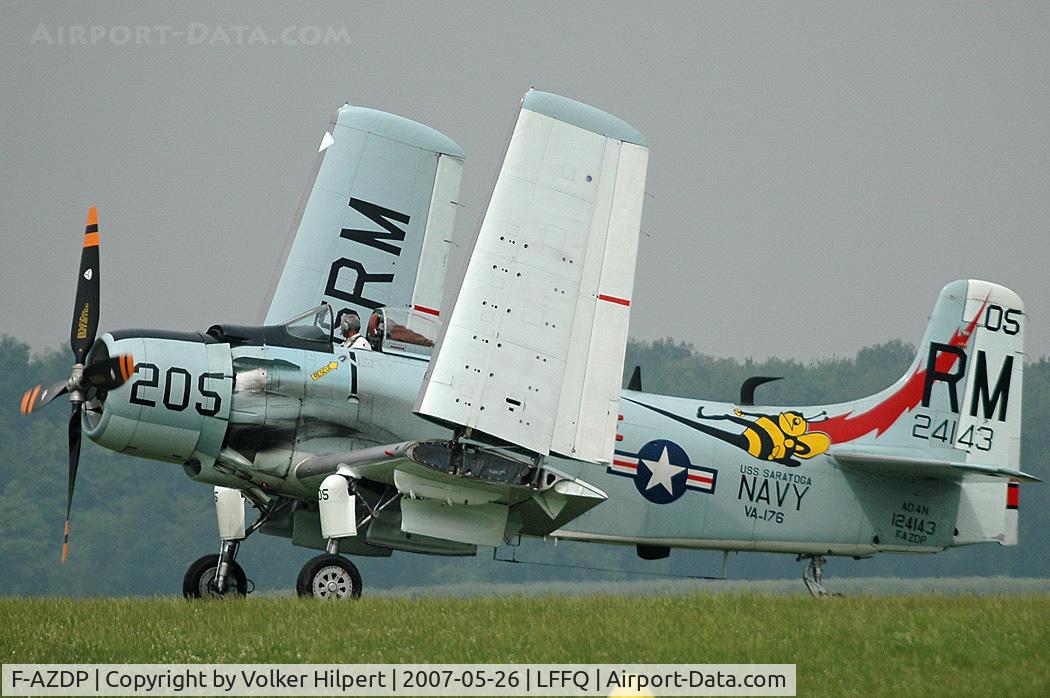F-AZDP, Douglas AD-4N Skyraider C/N 7449, at lffq