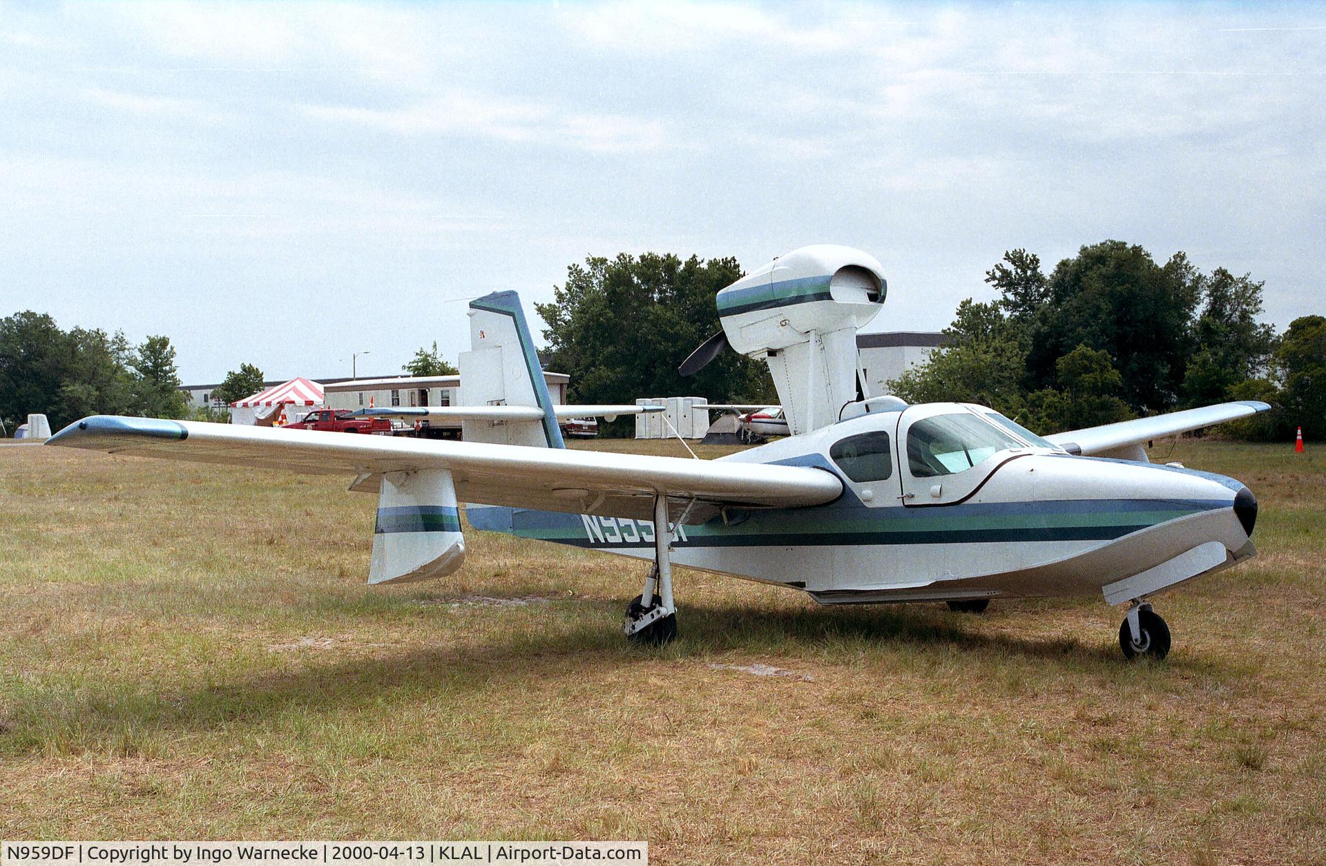 N959DF, 1980 Consolidated Aeronautics Inc. LAKE LA-4-200 C/N 1040, Lake LA-4-200 Buccaneer at Sun 'n Fun 2000, Lakeland FL
