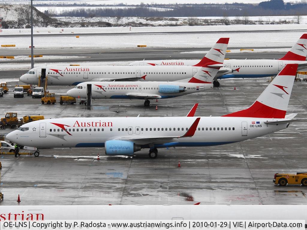 OE-LNS, 2005 Boeing 737-8Z9 C/N 34262, First 737-800 in Austrian Airlines colors