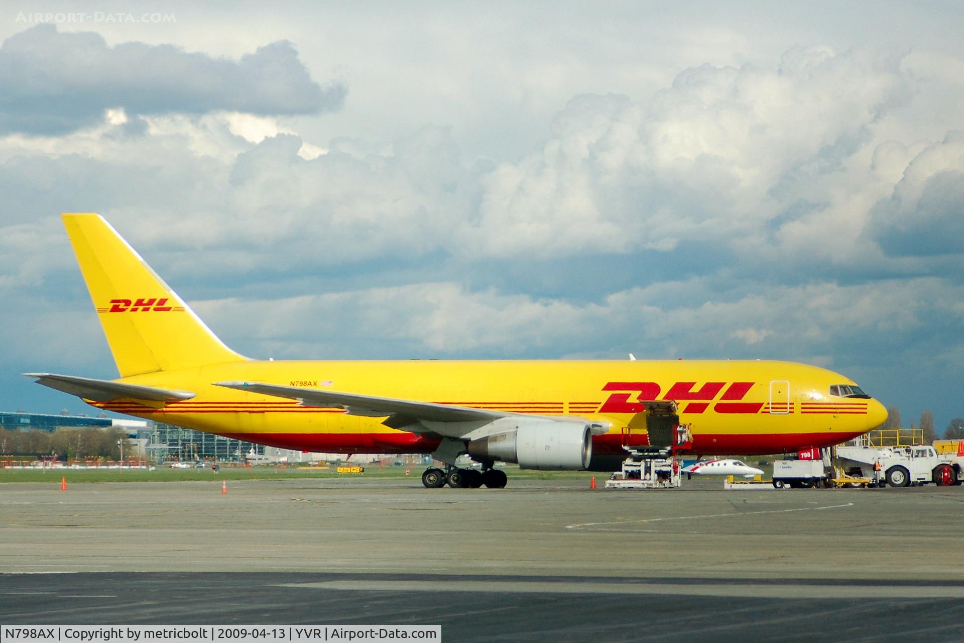 N798AX, 1986 Boeing 767-200 C/N 23431,  YVR
