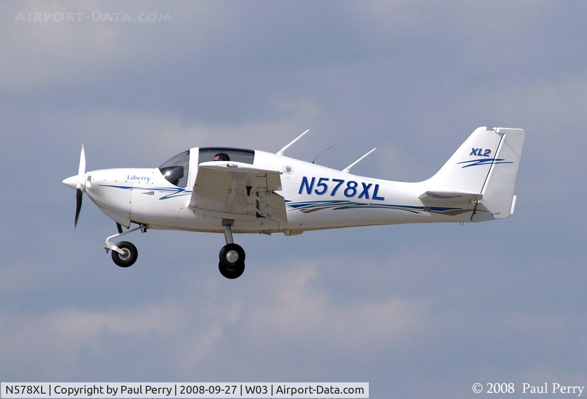 N578XL, 2007 Liberty XL-2 C/N 0062, Zipping by as she takes off