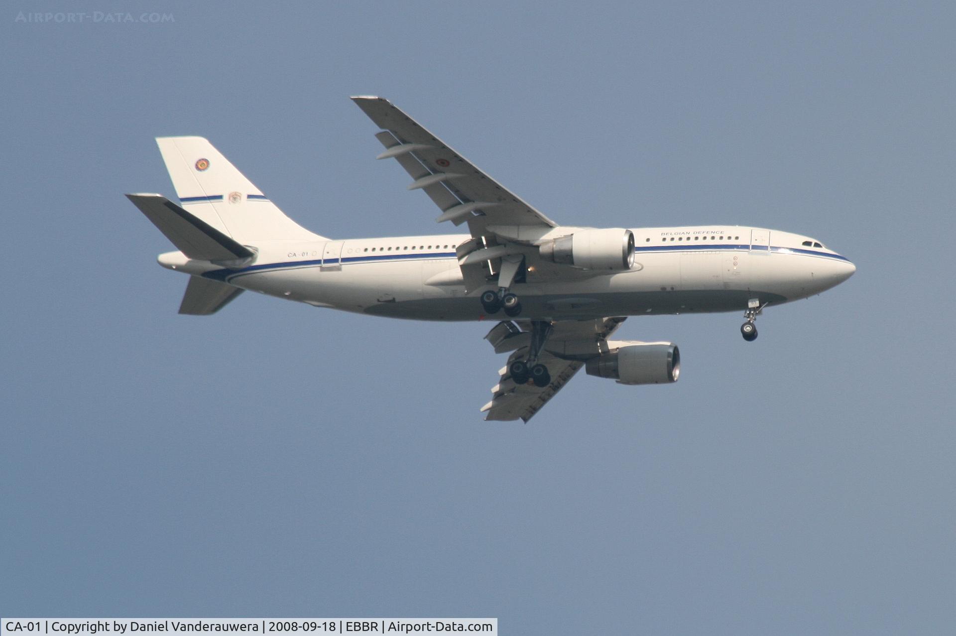 CA-01, 1985 Airbus A310-222 C/N 372, On approach to RWY 07L