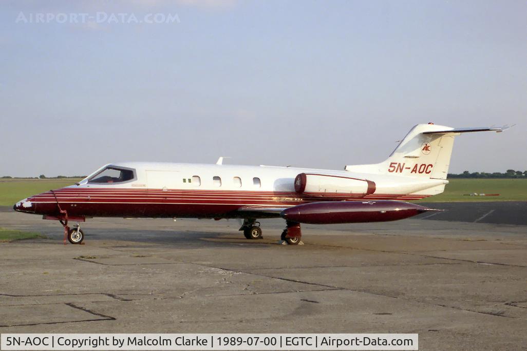 5N-AOC, Gates Learjet 25D C/N 25D-322, Gates Learjet 25D at Cranfield Airfield in 1989.