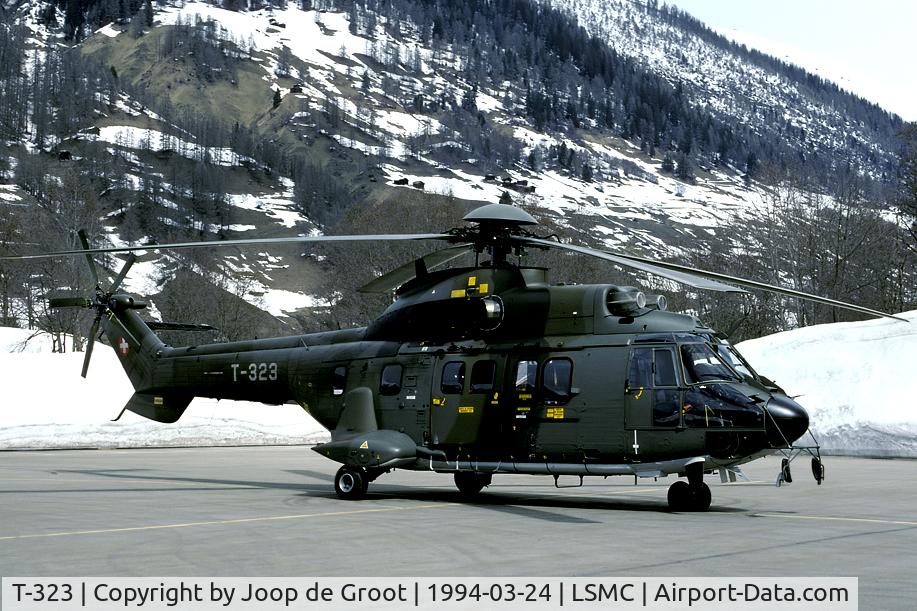 T-323, Aerospatiale TH89 Super Puma (AS-332M1) C/N 2360, As Ulrichen is quite high into the mountains (1343m AMSL) there was still plenty of snow during the WK94.