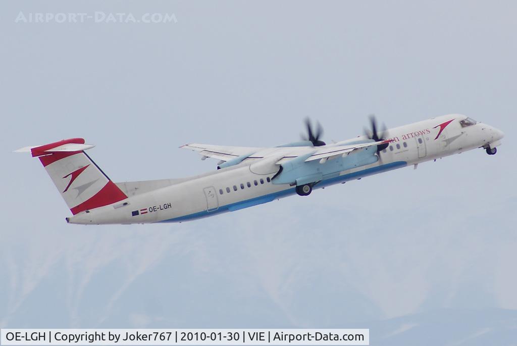 OE-LGH, 2002 De Havilland Canada DHC-8-402Q Dash 8 C/N 4075, Austrian arrows De Havilland Canada DHC-8-401