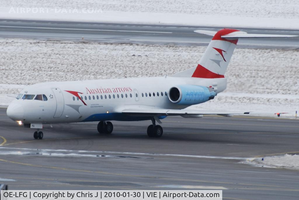 OE-LFG, 1995 Fokker 70 (F-28-0070) C/N 11549, Austrian arrows Fokker 70