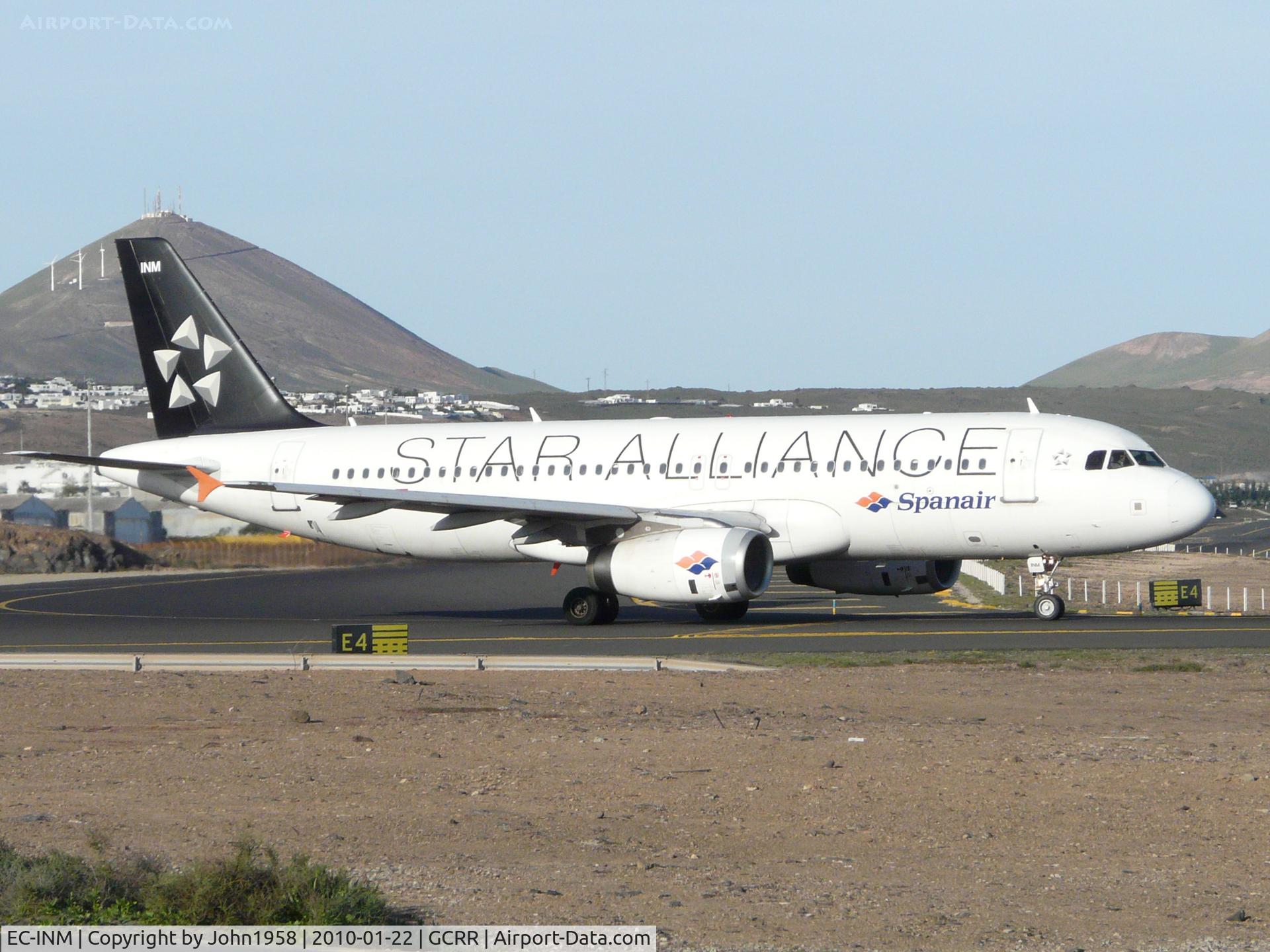 EC-INM, 2003 Airbus A320-232 C/N 1979, Taxying for departure
