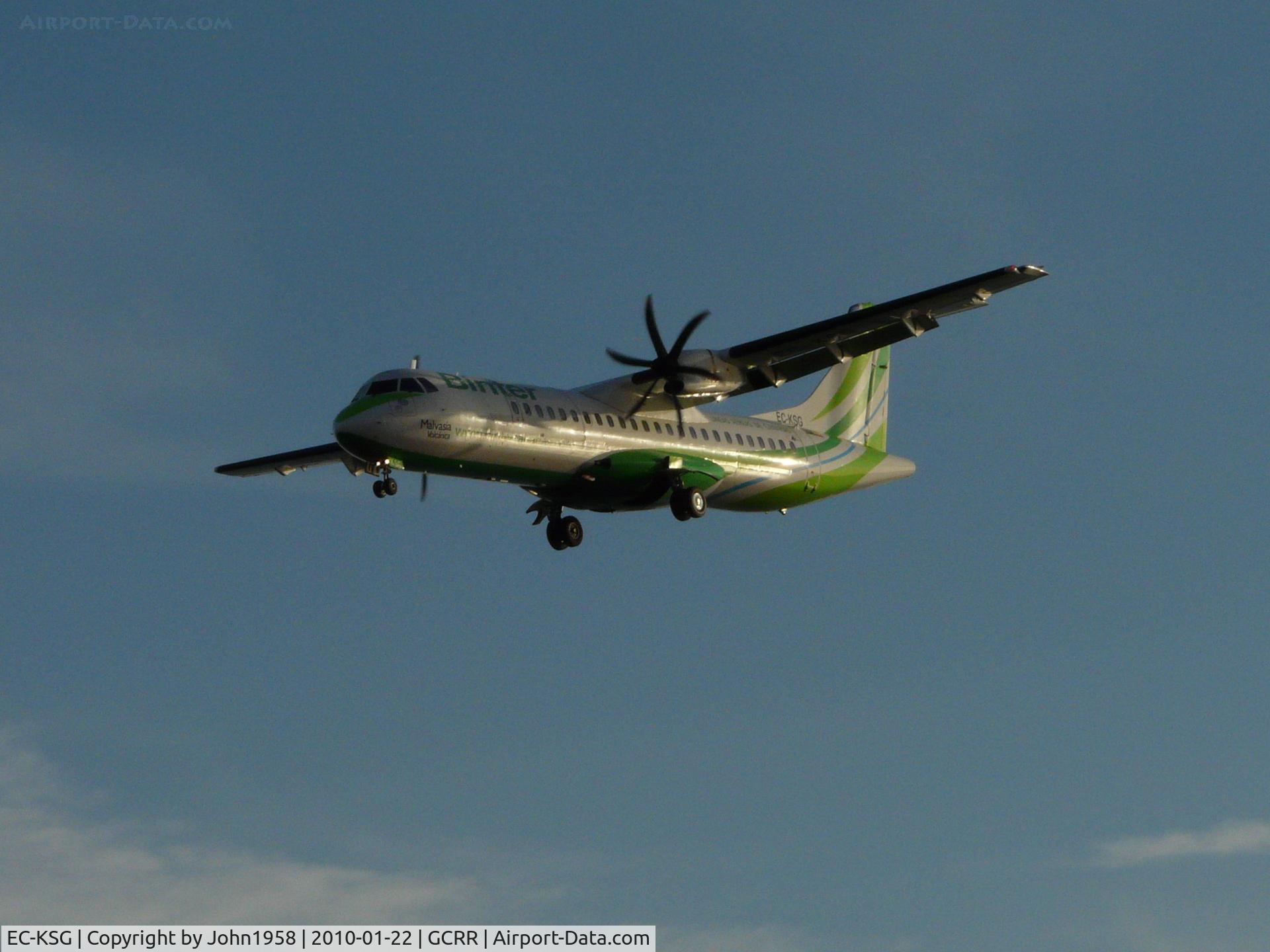 EC-KSG, 2008 ATR 72-212A C/N 796, About to land